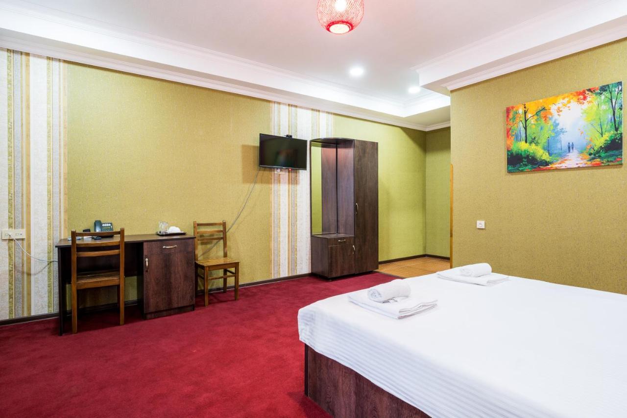 Georgian House Otel Kutaisi Dış mekan fotoğraf